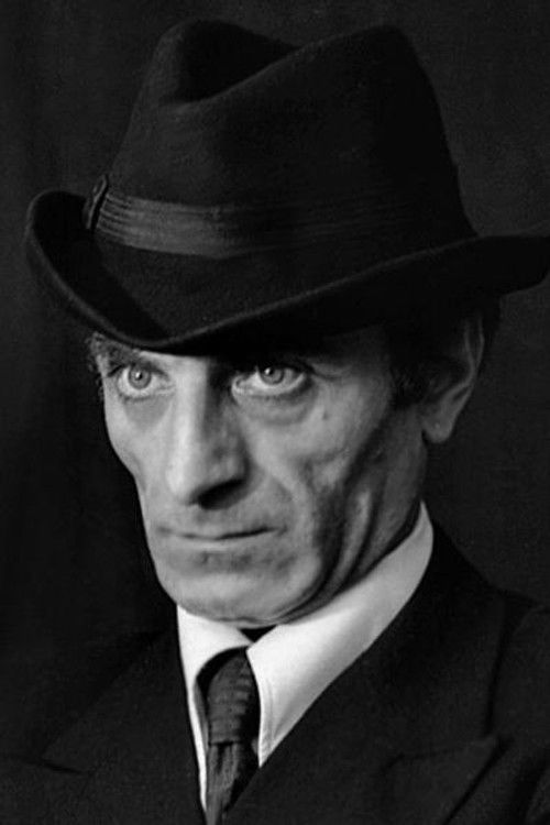 Yuriy Amiryan as Людовик