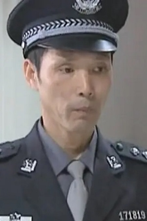 Shi Tiansheng as 白野老者