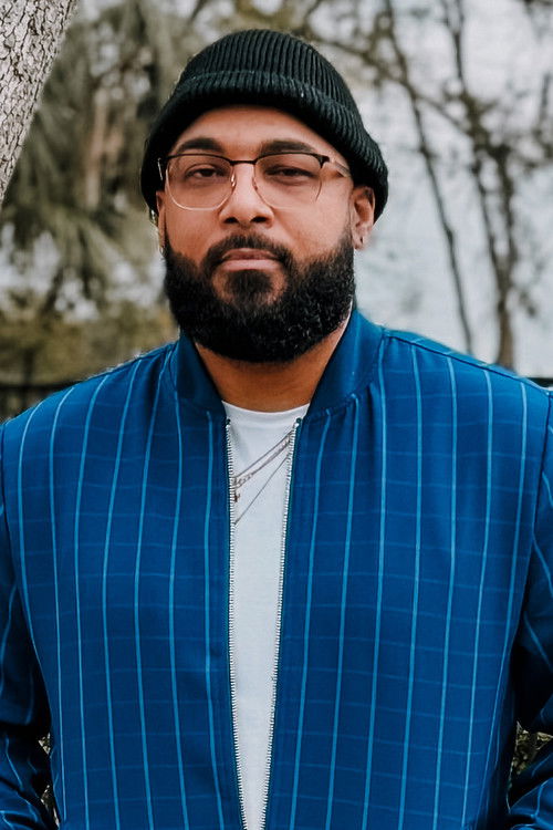 Yardley Echavarria as Self