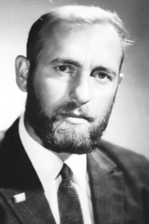 Viktor Tregubovich as Степан Зимовской