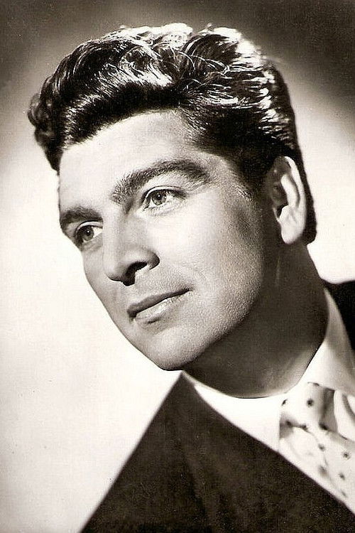 Pero Alexander as Donald Crossman