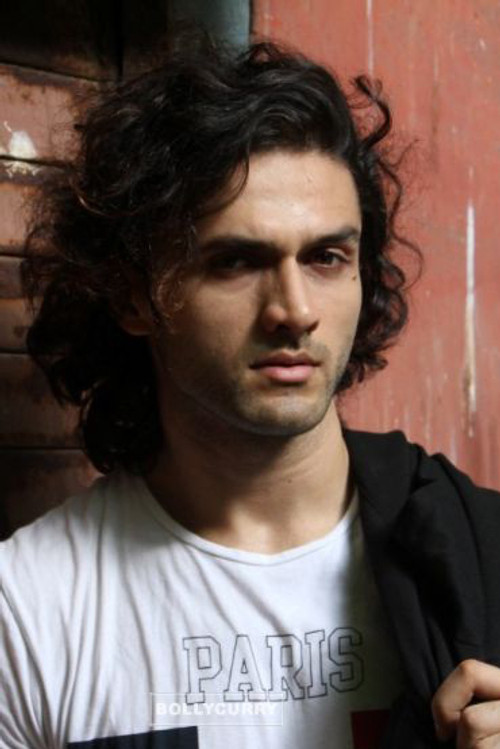 Mohit Dutta as Arjun