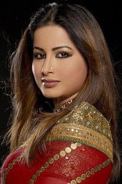 Suvarna Jha as Mishti Bose / Mishti Mittal