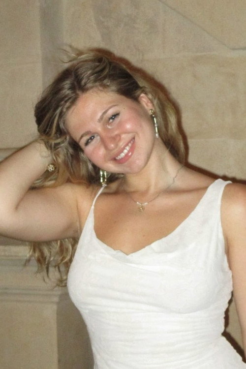 Reyes Vargas as Reyes