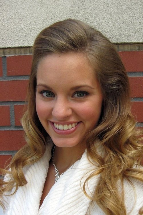 Cassie Keller as Witch