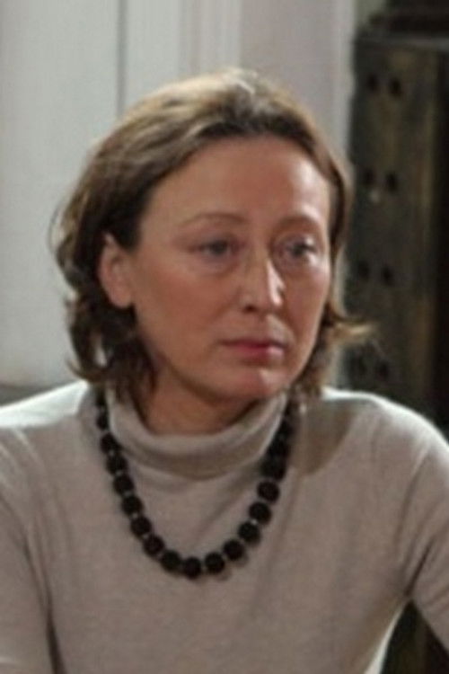 Magdalena Mirek as Doctor