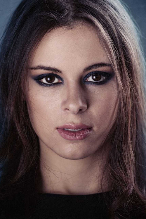 Jennifer Haben as lead vocal, piano