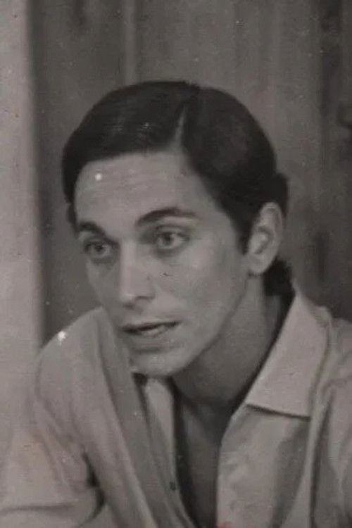 Heleno Prestes as Tavinho (Otávio Jr.)