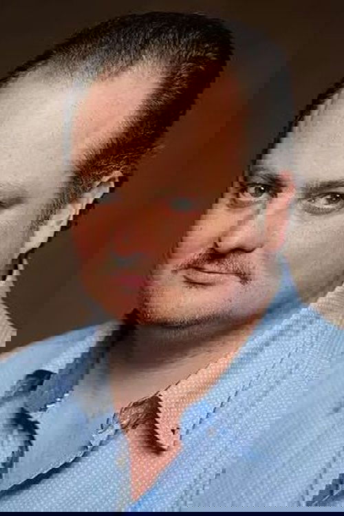 Máté Mészáros as Adonisz