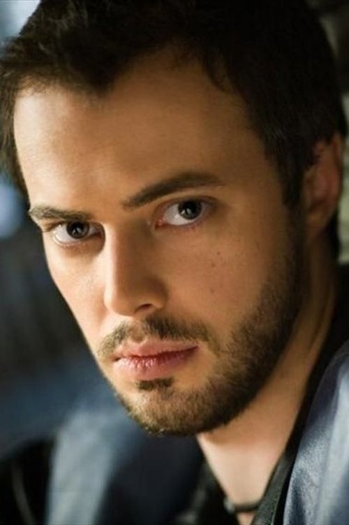 Ian Harmon as City Hall Employee