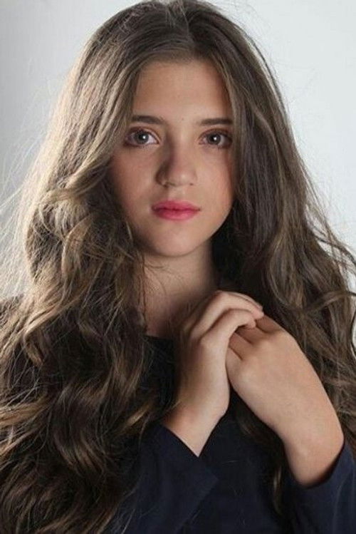 María Elvira Ramírez as Valentina