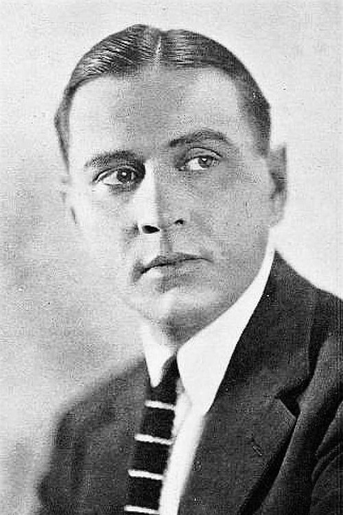 Colin Chase as Photographer (uncredited)