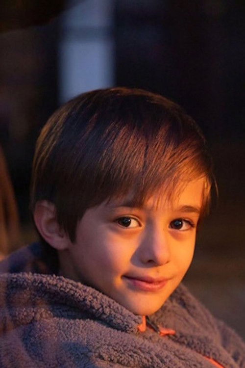 Ersen Karagöz as Ugur