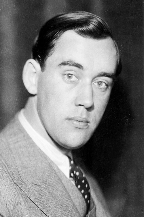 Holger Löwenadler as 