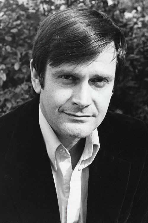 Ralph Bates as Derek