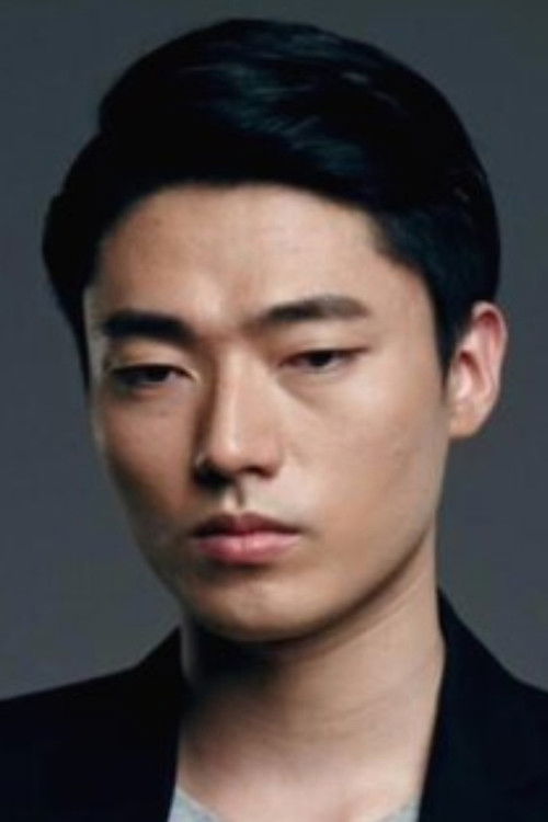 Do Yun as Kim Dong-yoon