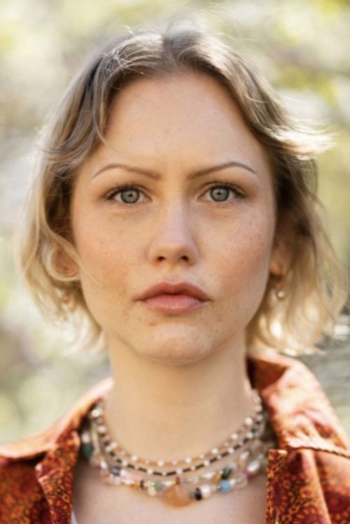 Vilma Jää as Miila