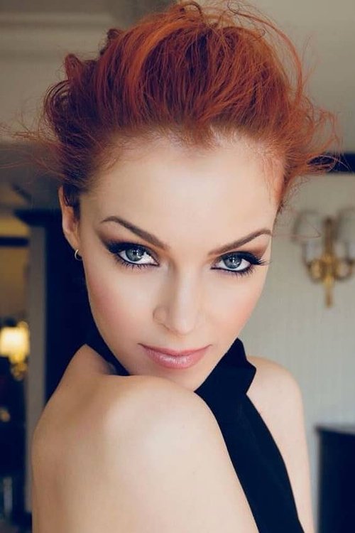 Melisa Garat as Camila Rivas