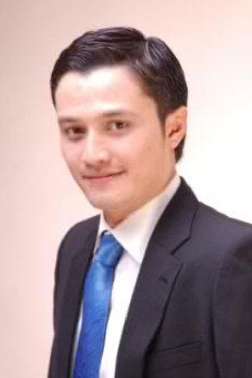 Pascal Azhar as Sadam's Father