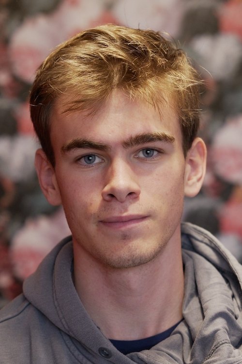 Titouan Dornier as Johannes