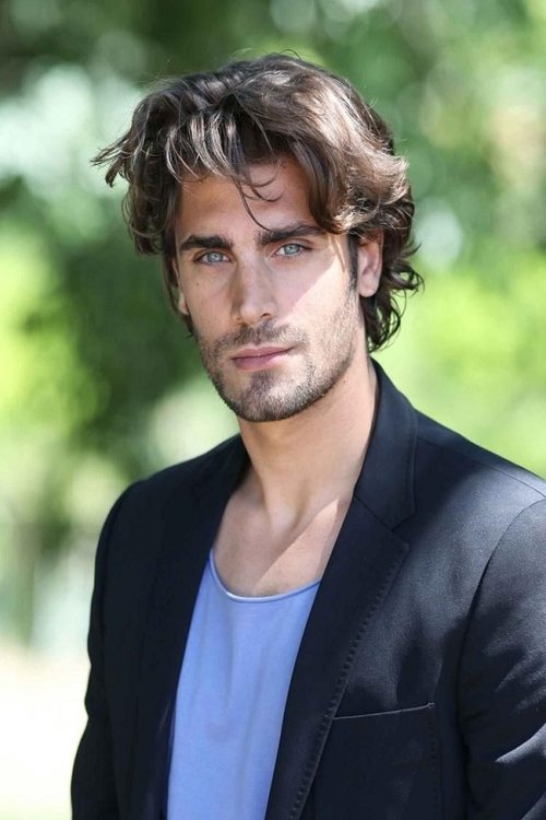 Mario Ermito as Eric Zimmerman