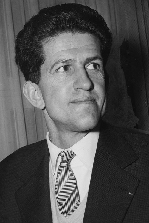 Gaston Rébuffat as Self - Guide