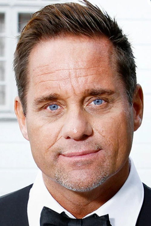 Håkan Hallin as Self