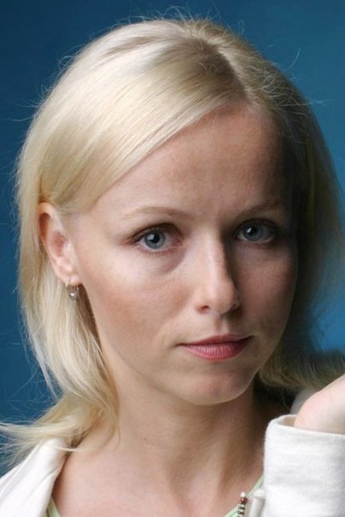 Karin Babinská as 