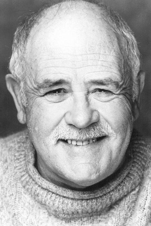 Peter Carmody as Barry