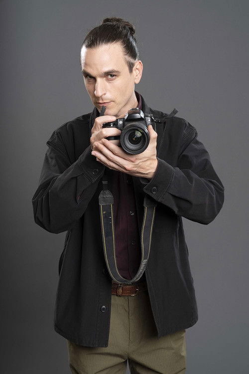 Luca Nucera as Federico