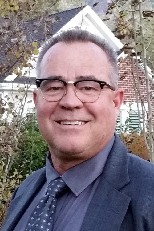 Mark Blockovich as Diner Patron