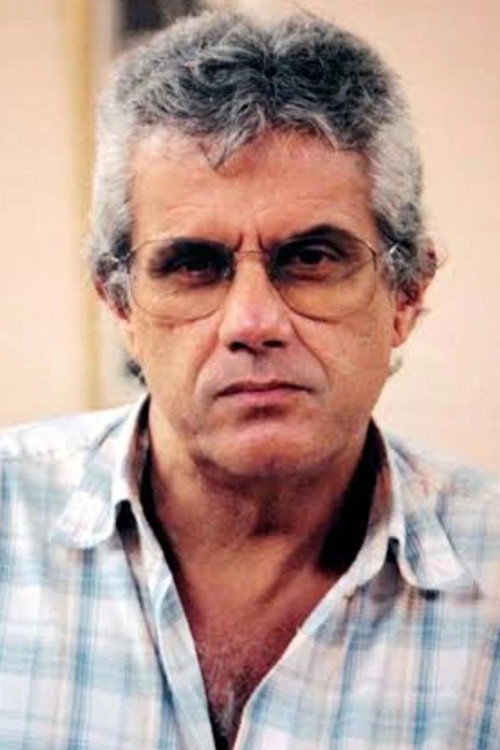 Francisco Moreira as 