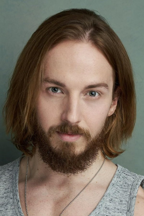 Alec James as Marcus Thigpen