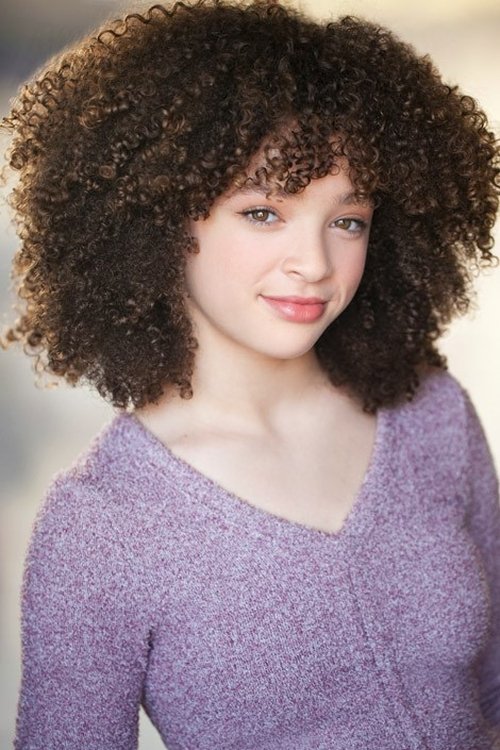 Hannah Love Lanier as Charlie