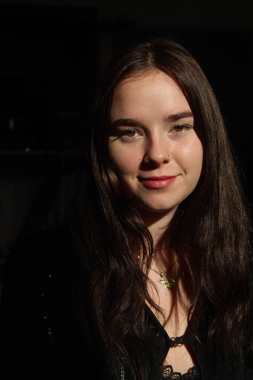 Jillian Frank as Jane