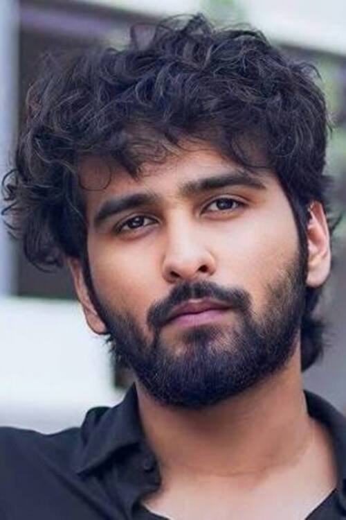 Shane Nigam as Robert