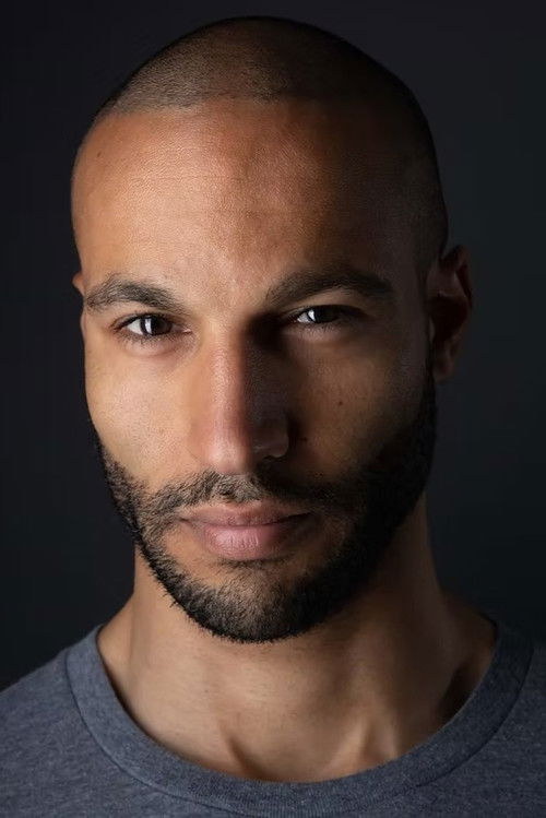 Mehmet Edip as Perry