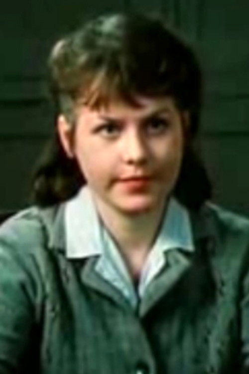 Galina Makashkina as Tonya - Nikolay's daughter