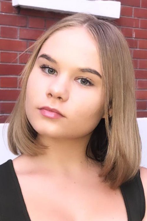 Ilanah Cami-Goursolas as Jess