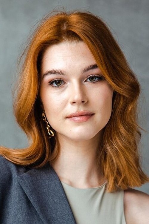 Lotte De Clerck as Emma Wolfs