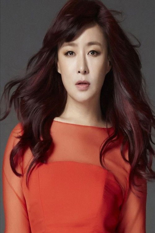 Park No-hee as Park Ri-na