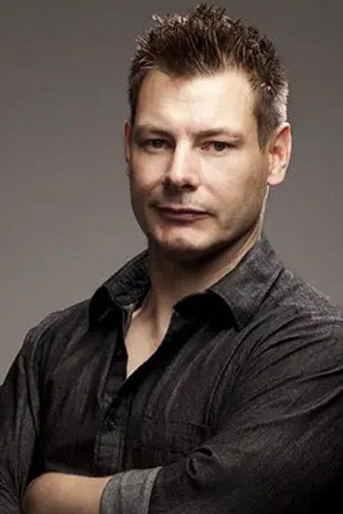 Fredrik Yderström as Knight