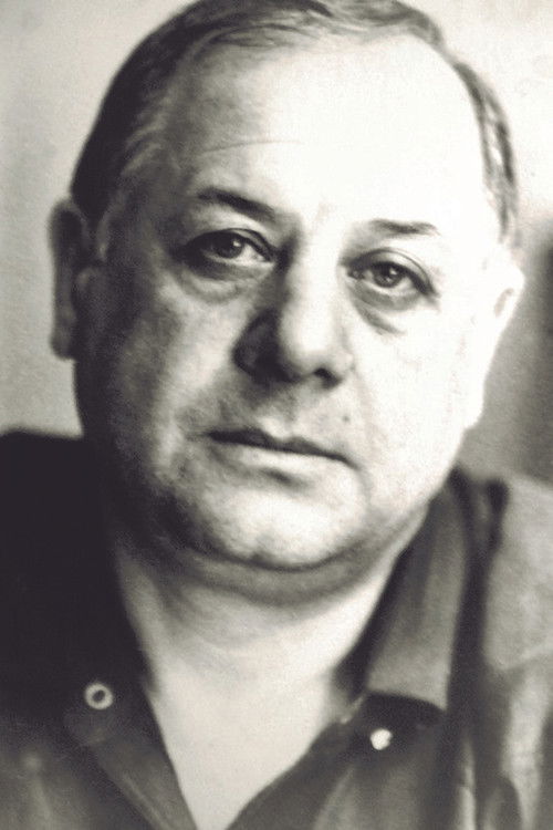 Tengiz Chantladze as Police agent