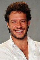 Nando Rodrigues as Guilherme