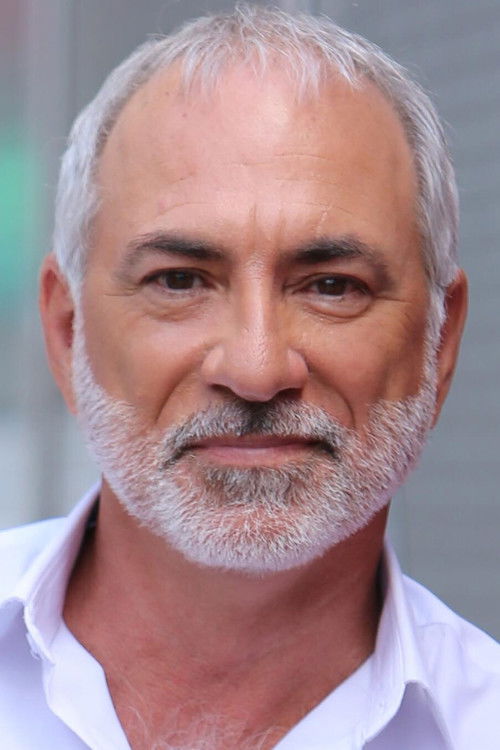 Robert Marien as Robert Martin