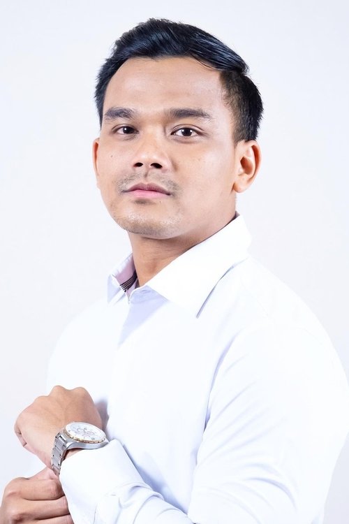 Ernest Samudera as Njore Tarigan