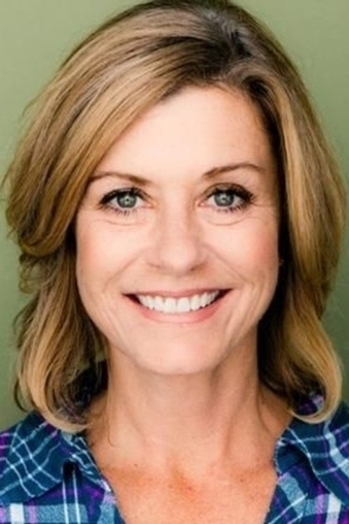 Loretta Fox as Police Captain