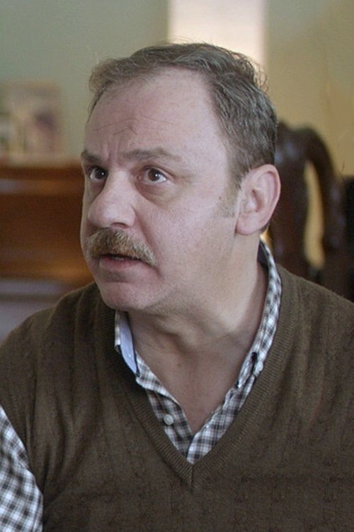 Nikos Kasapis as 
