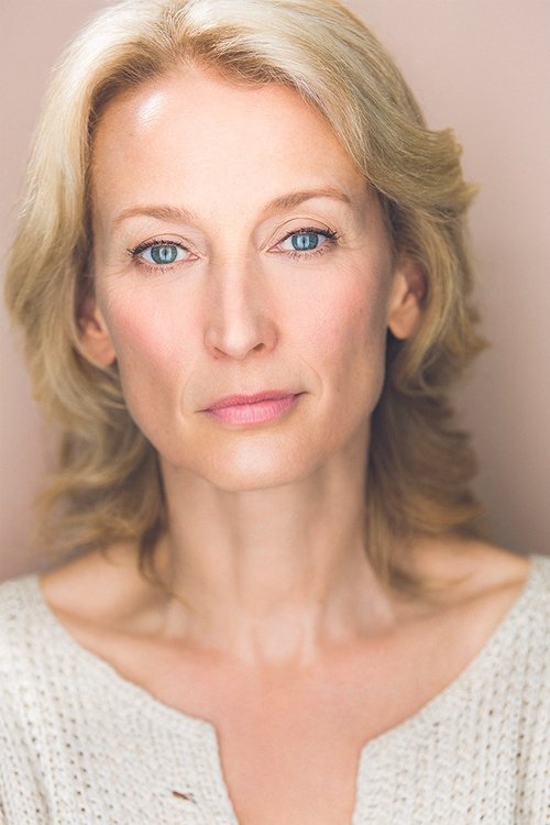 Carrie Paff as Merida