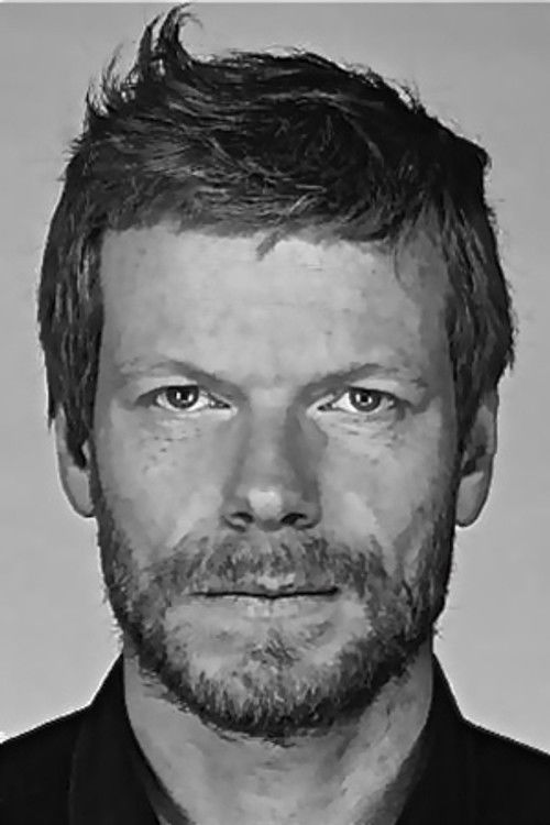 Matija Vastl as Tomaž Kajzer